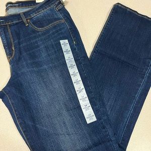 Old Navy Women’s size 14 jeans NWT Mid Rise/Curvy bootcut/standard length